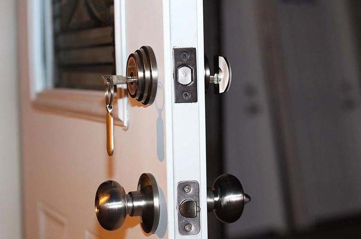 How to choose the best external Door Locks and Bolts